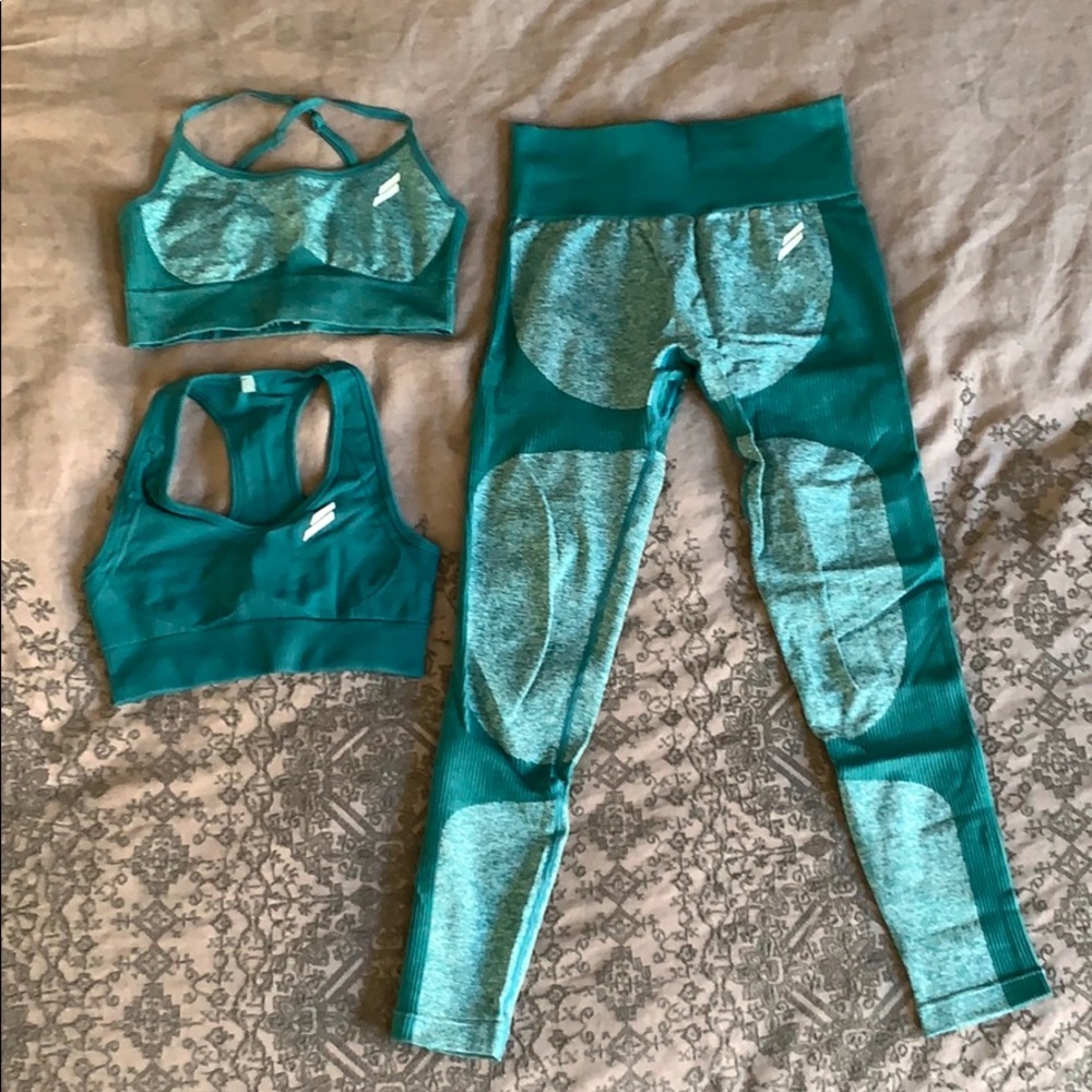 DoYouEven Seamless Set Leggings Bras Forest Green